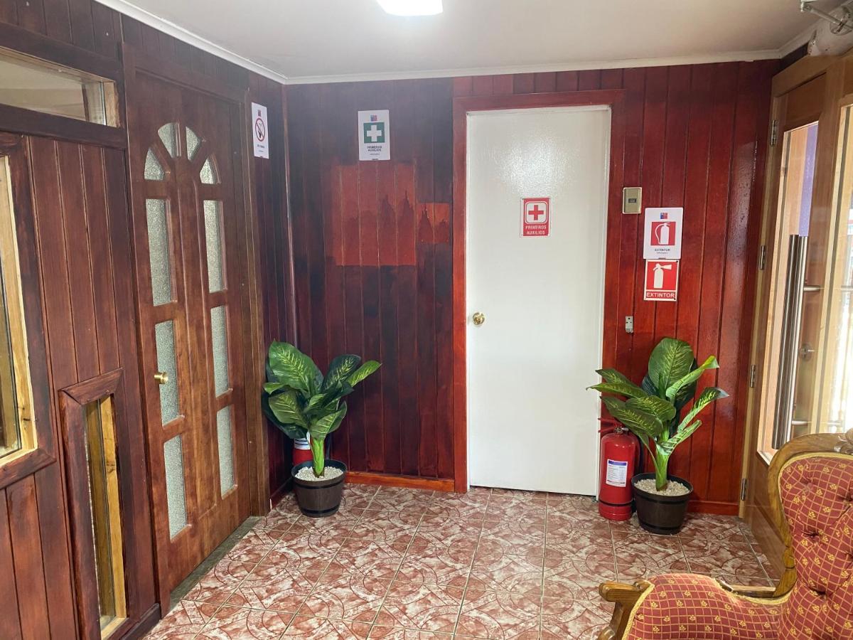 Hotel Forjadores Del Cabo De Hornos Puerto Williams Dış mekan fotoğraf