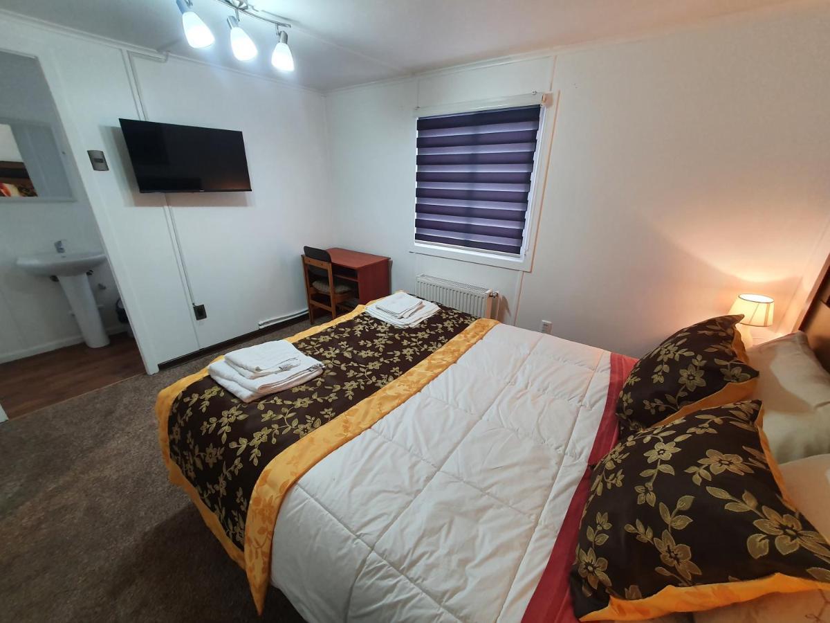 Hotel Forjadores Del Cabo De Hornos Puerto Williams Dış mekan fotoğraf