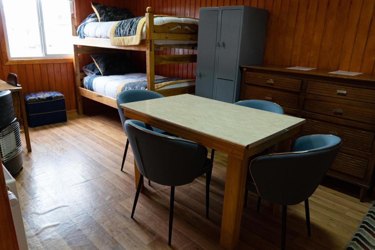 Hotel Forjadores Del Cabo De Hornos Puerto Williams Dış mekan fotoğraf